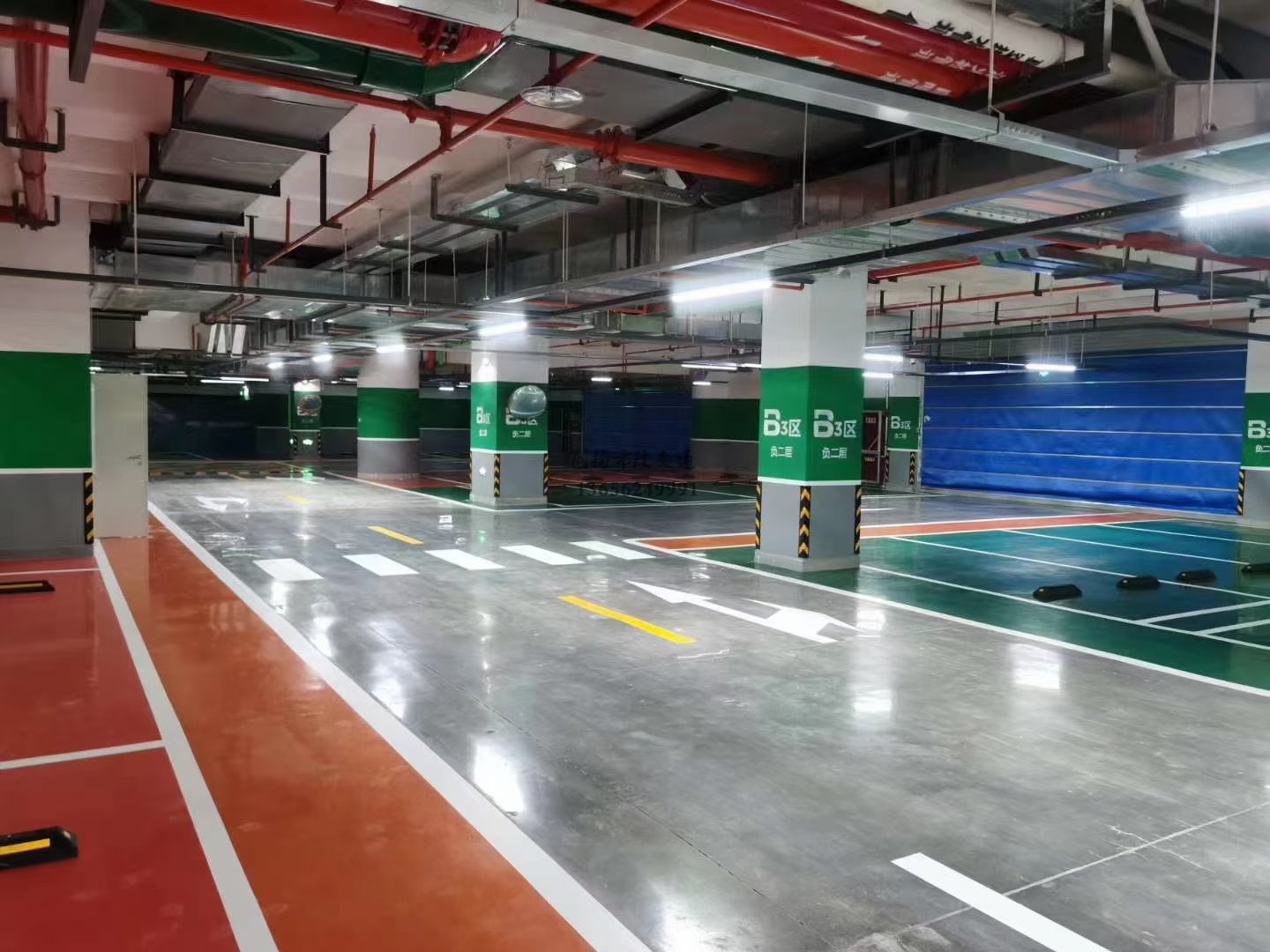 蘇州大型車庫(kù)停車場(chǎng)冷涂劃線施工方案做法內(nèi)容？