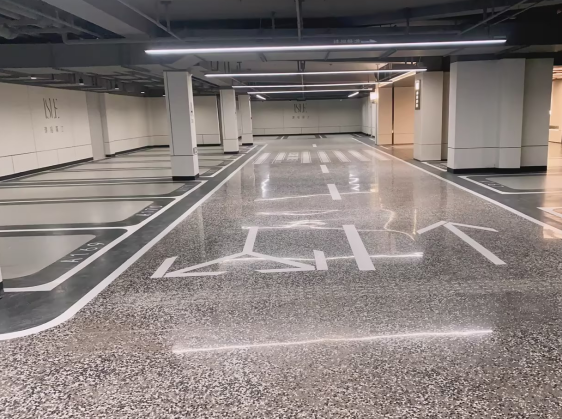 蘇州停車場劃線優(yōu)選飛揚市政，專業(yè)服務打造便捷停車環(huán)境