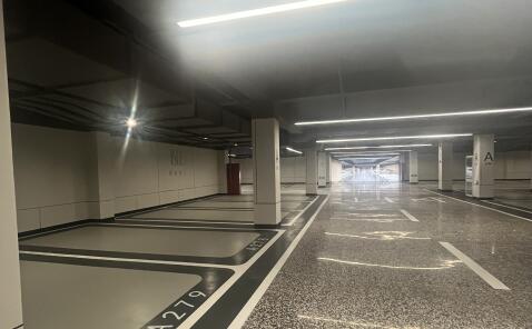 高效優(yōu)質(zhì),價格合理飛揚市政助力蘇州廠房地面劃線 高效優(yōu)質(zhì),價格合理飛揚市政助力蘇州廠房地面劃線